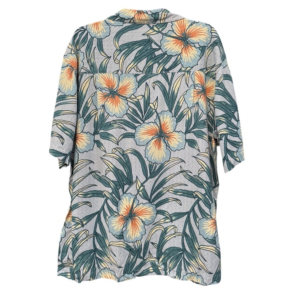 St. John’s Bay Washable Silk Hawaiian Camp Shirt Gray Floral Men’s XL - Picture 2 of 5